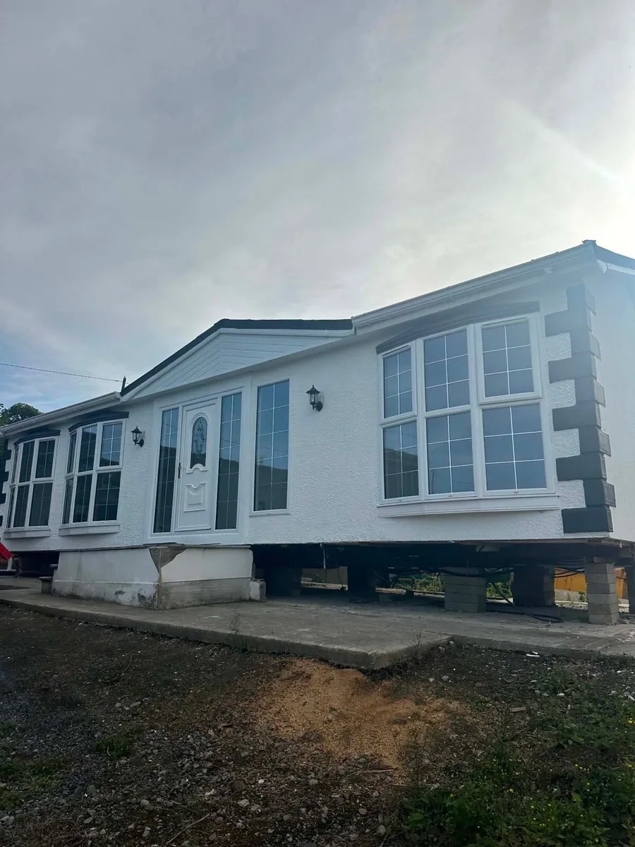Chalet for sale - Image 1