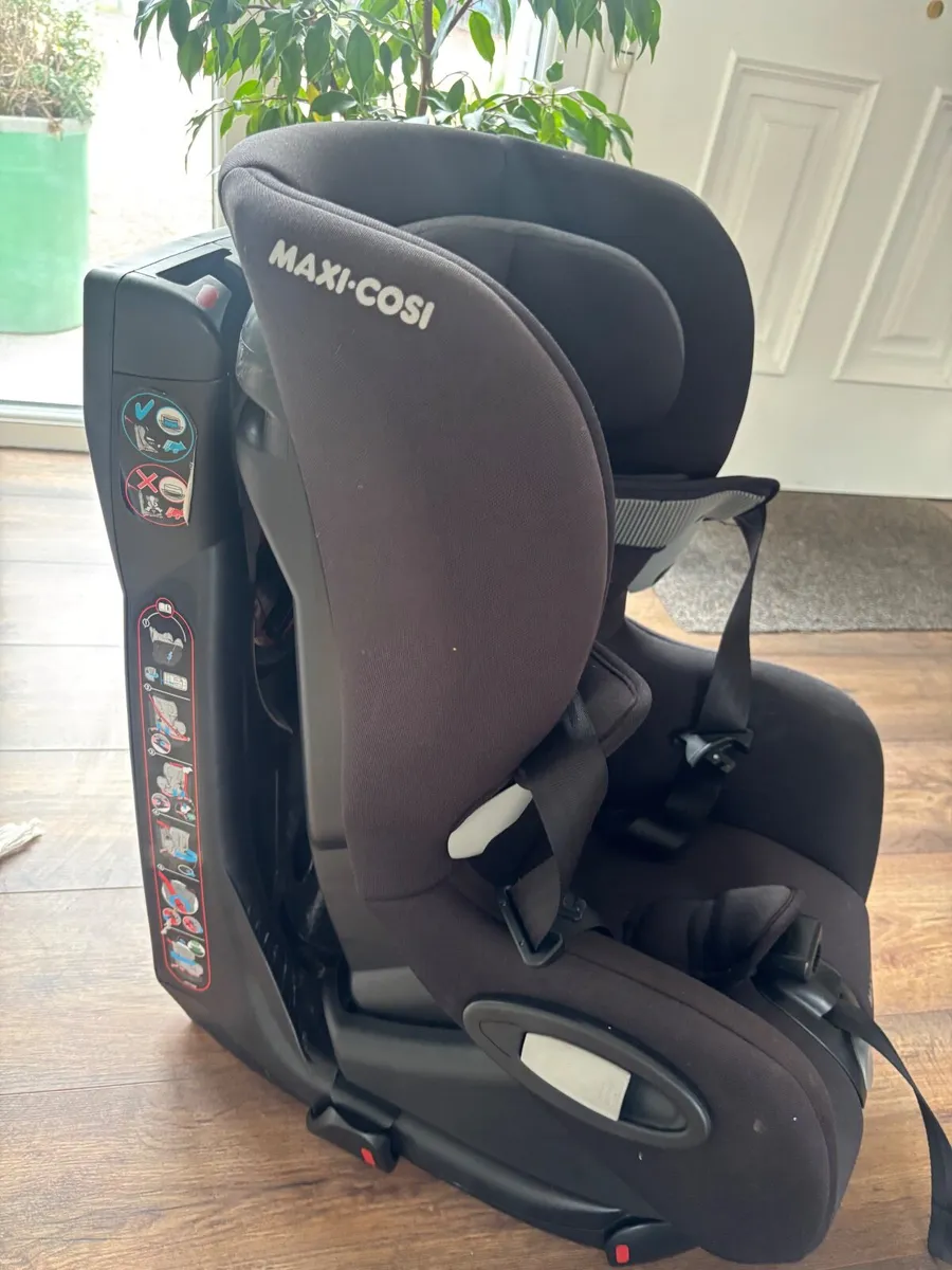 Car seat  maxi cosi swivel - Image 1