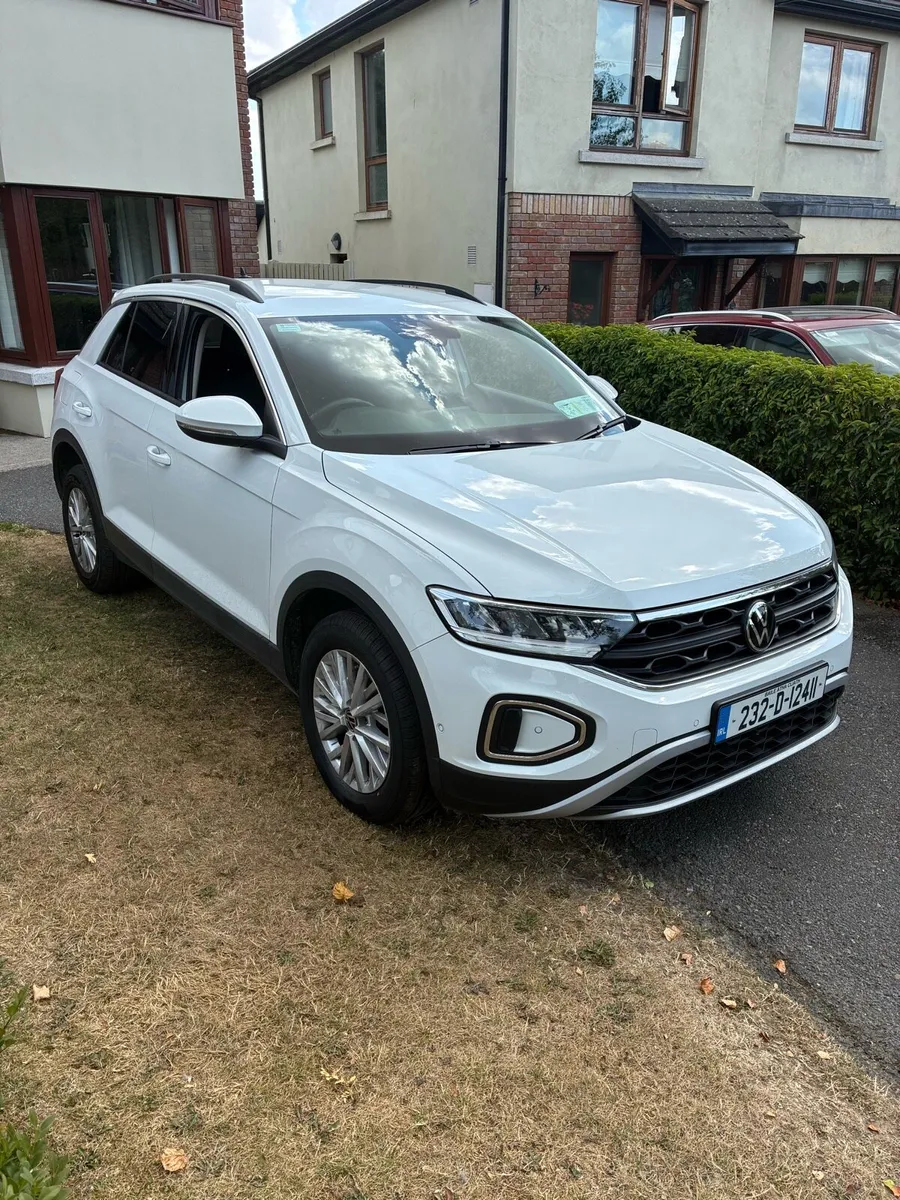 232 Volkswagen T Roc 2.0 Commercial. - Image 2