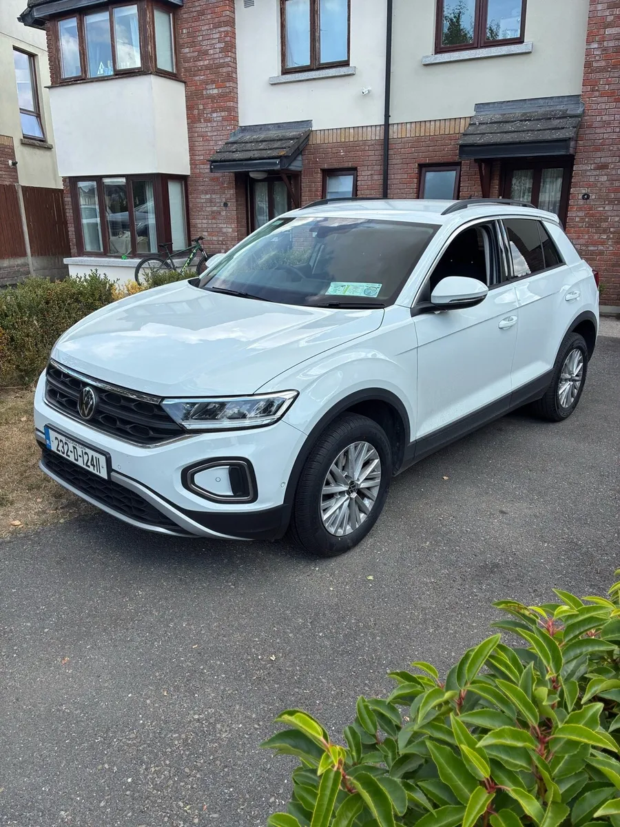 232 Volkswagen T Roc 2.0 Commercial. - Image 1