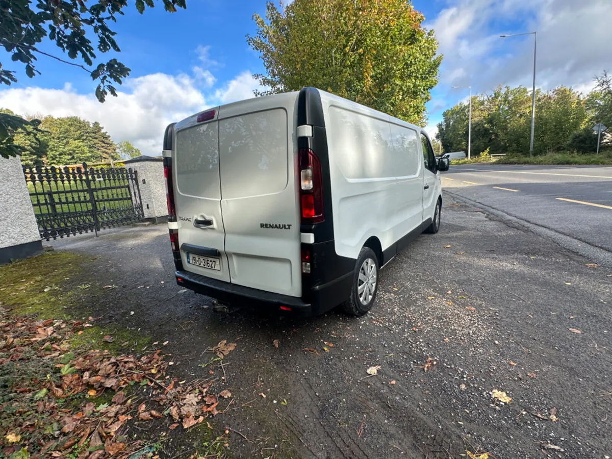 Renault Trafic 2019 - Image 4