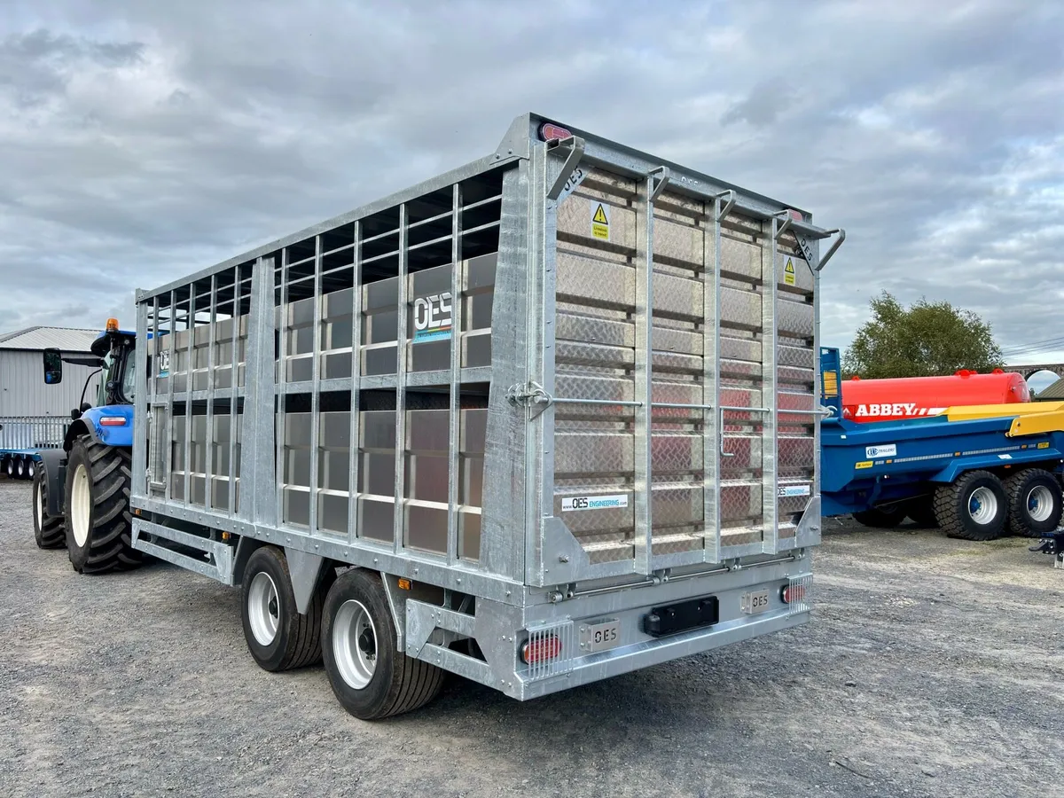 New OES 20ft Livestock Trailer - Image 3