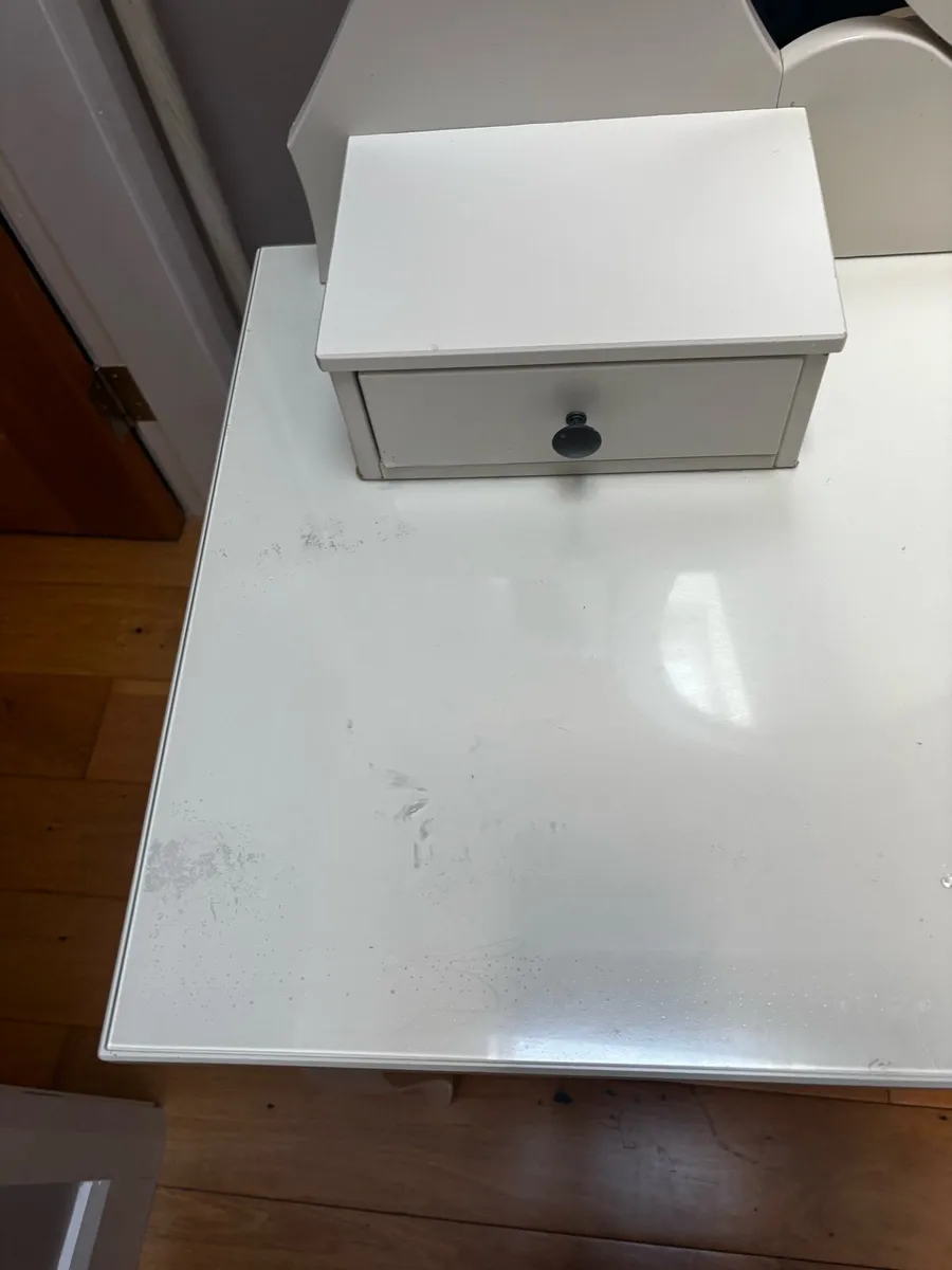 Dressing Table - Image 4