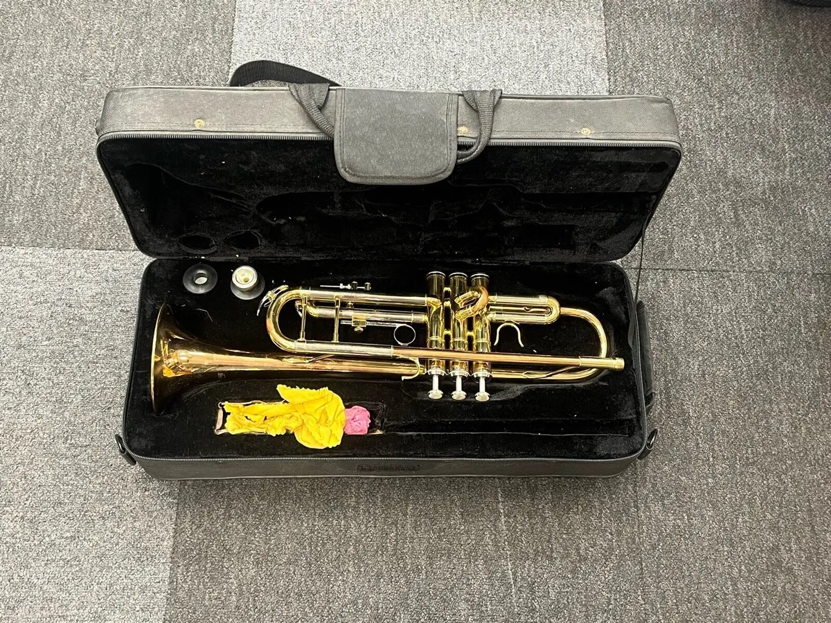 Gear 4 Music Trumpet - Image 1