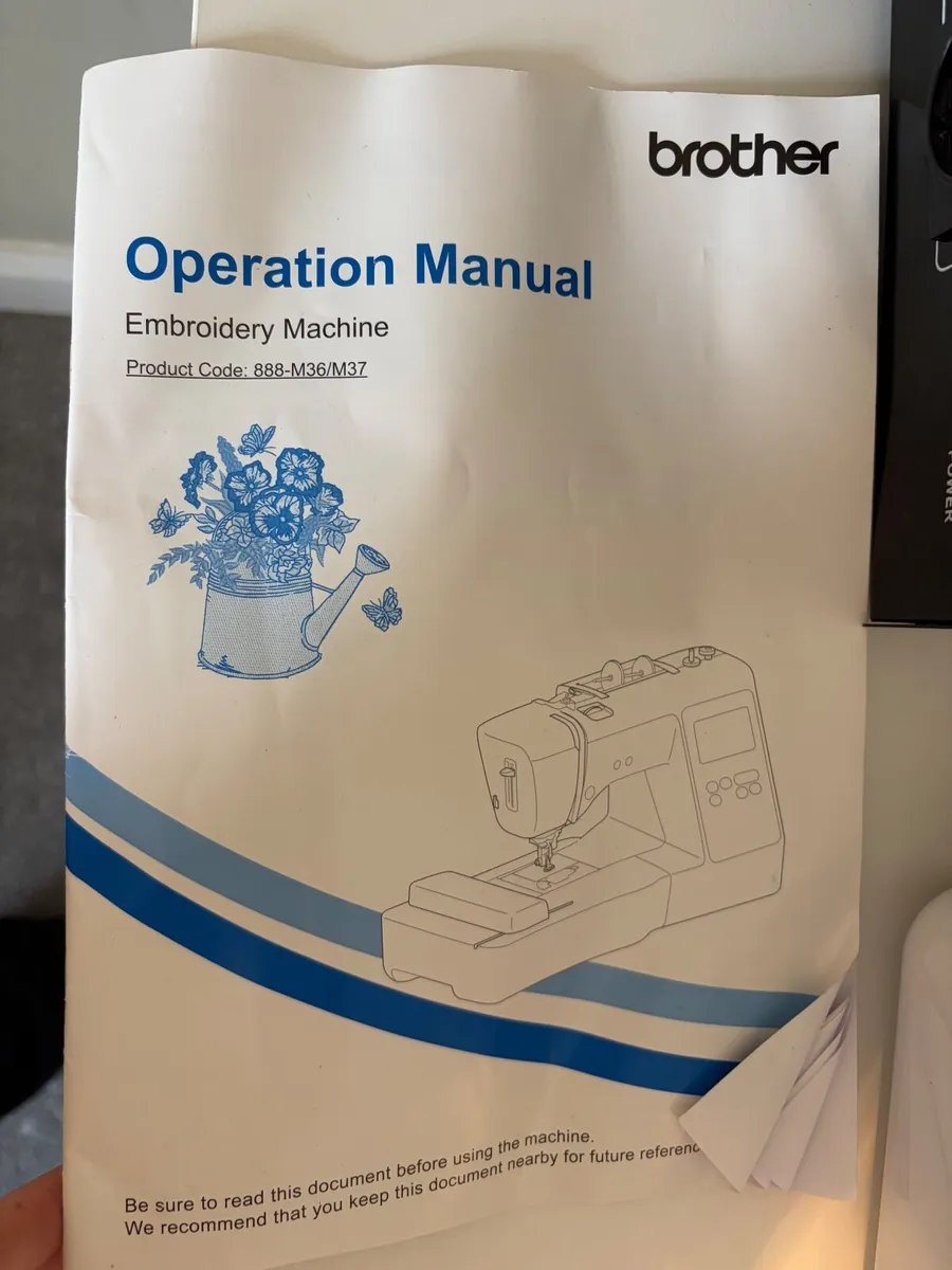Brother Embroidery Machine, PE535, 80 Built-in Des - Image 2