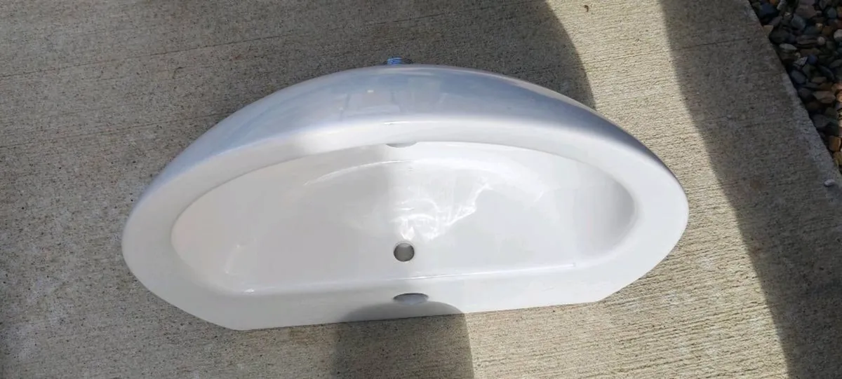 50cm wash basin with pedestal. - Image 1