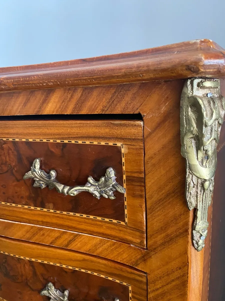 Reproduction Chest of drawers - Image 3