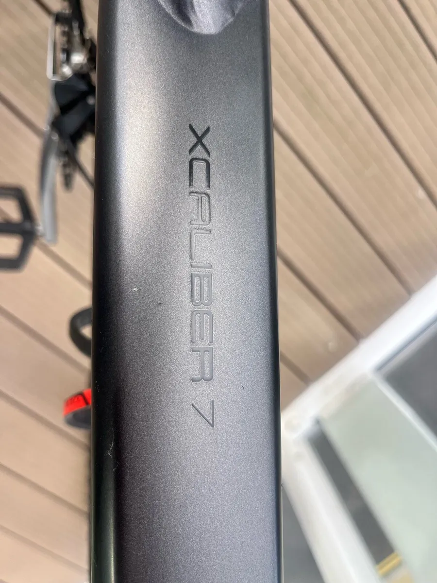 Trek XCALIBER 7 Mountain Bike - Image 1
