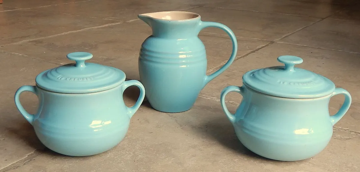 Le Creuset Soup/Mini Cocotte Stoneware Bowls & Jug - Image 2