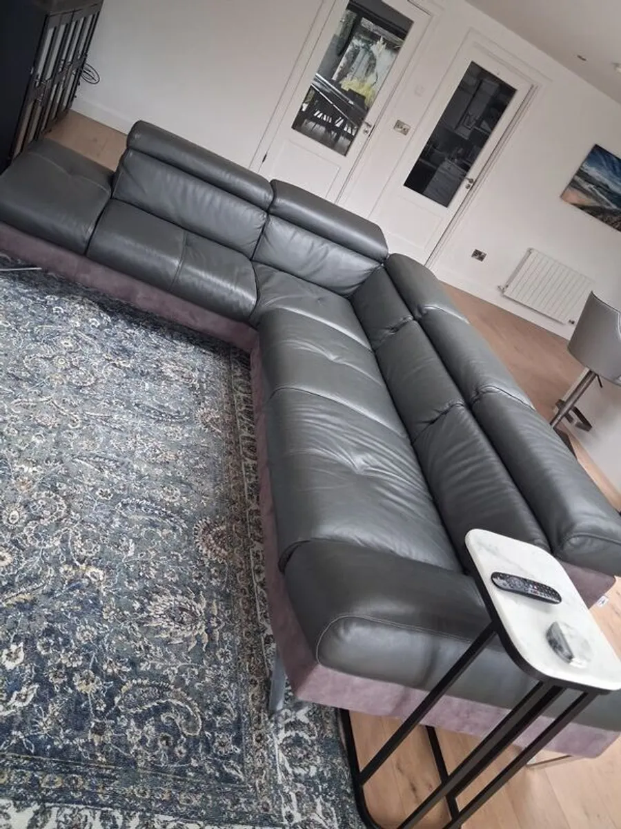 Sofa L shape - Image 1