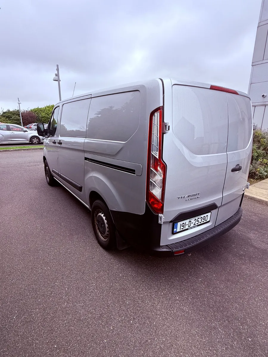 Ford Transit Custom 2019 Cvrt 6/27 - Image 4