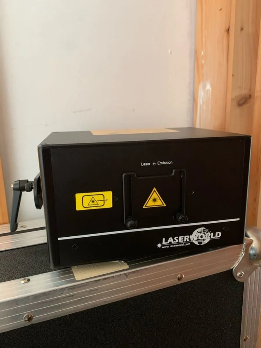 Laserworld DS-1000RGB 1W RGB Laser - Image 1