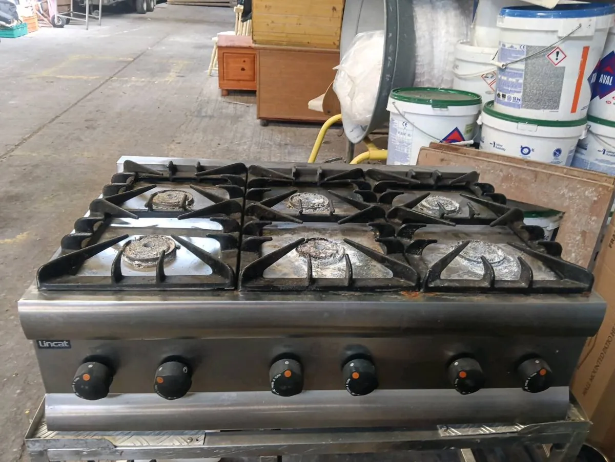 Lincat commercial cooker - Image 2