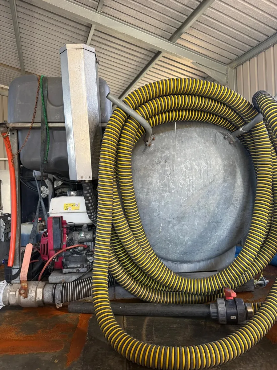 ROM VACCUM TANK - Image 1