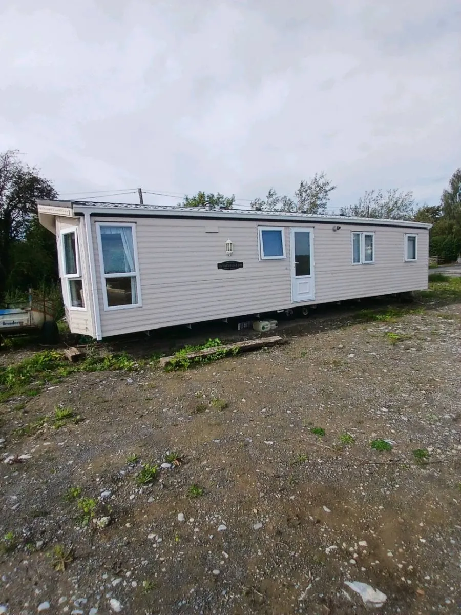 Mobile home - Image 1