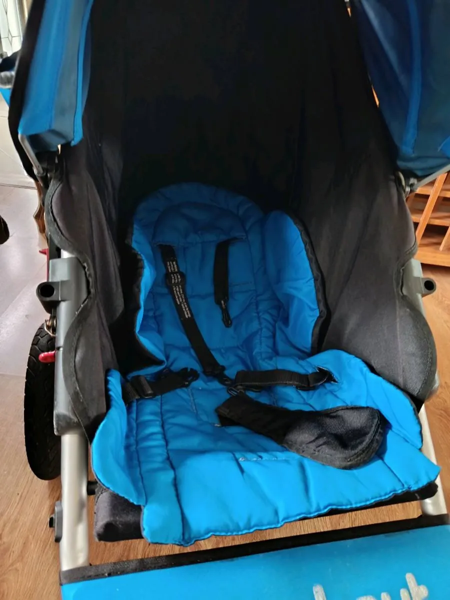 Pram - Image 2