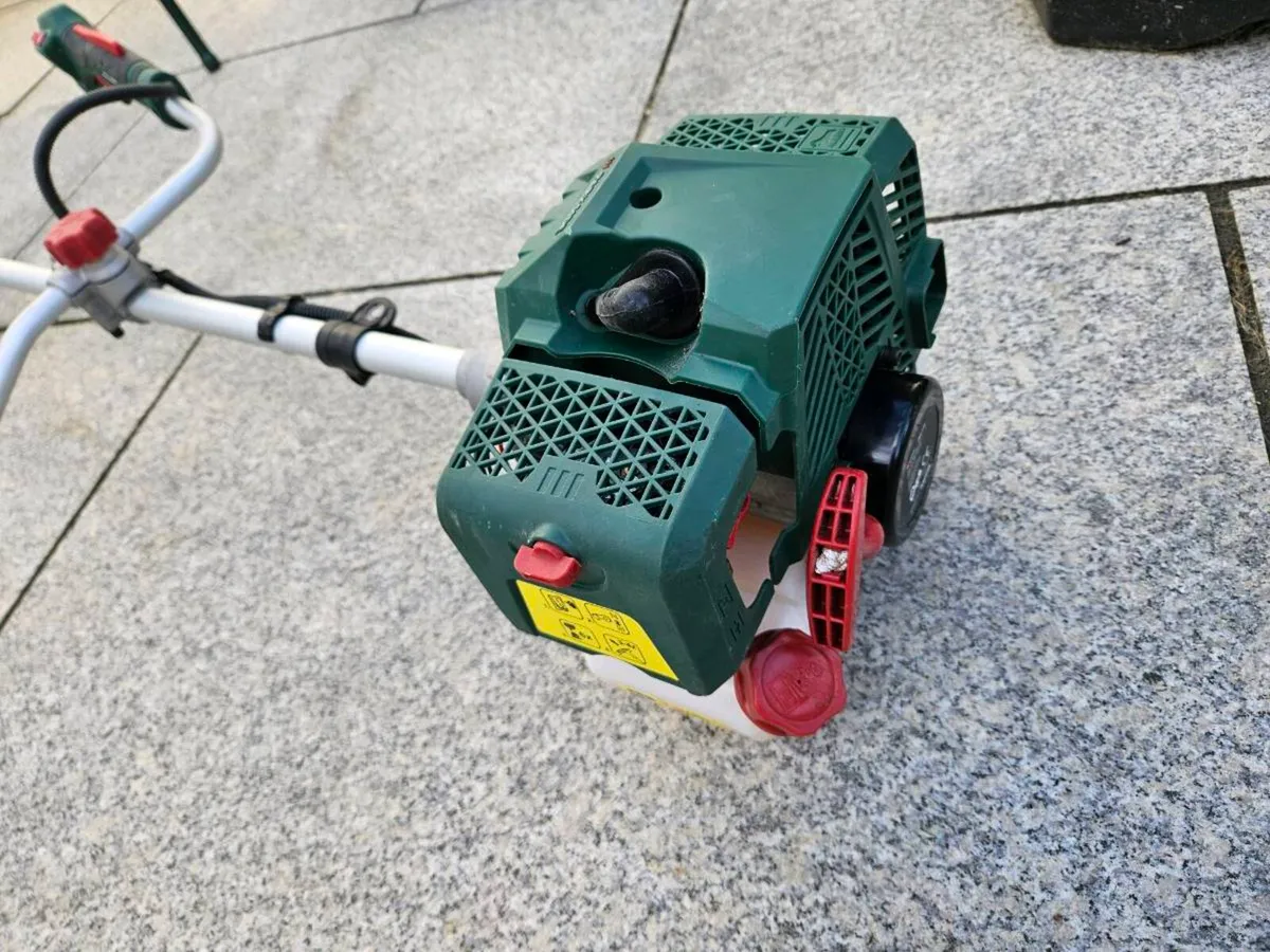 Grass strimmer - Image 3