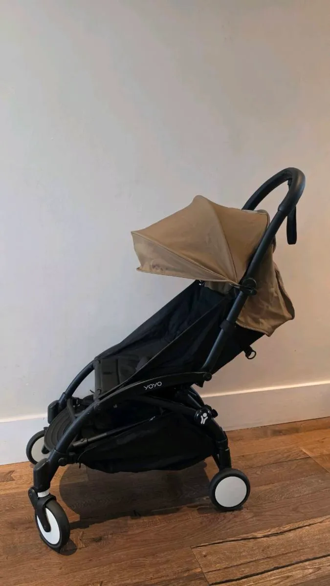 Babyzen YOYO stroller and accessories - Image 1