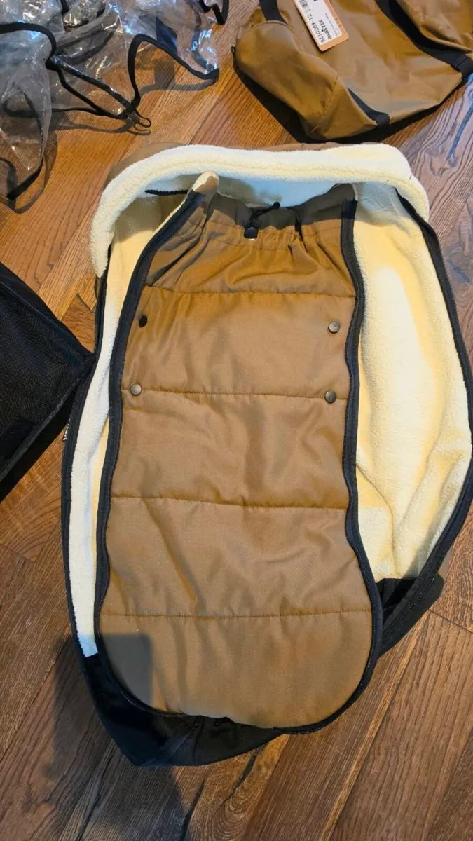 Babyzen YOYO stroller and accessories - Image 4