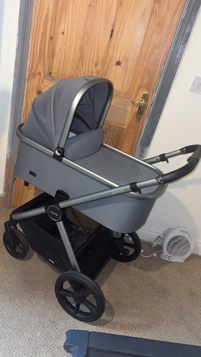 Zummi travel system - Image 4
