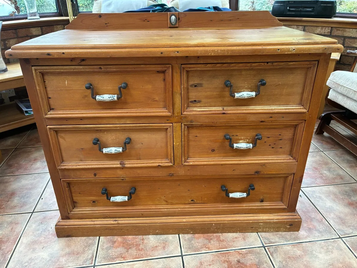 Pine Chest of Drawers - Image 3