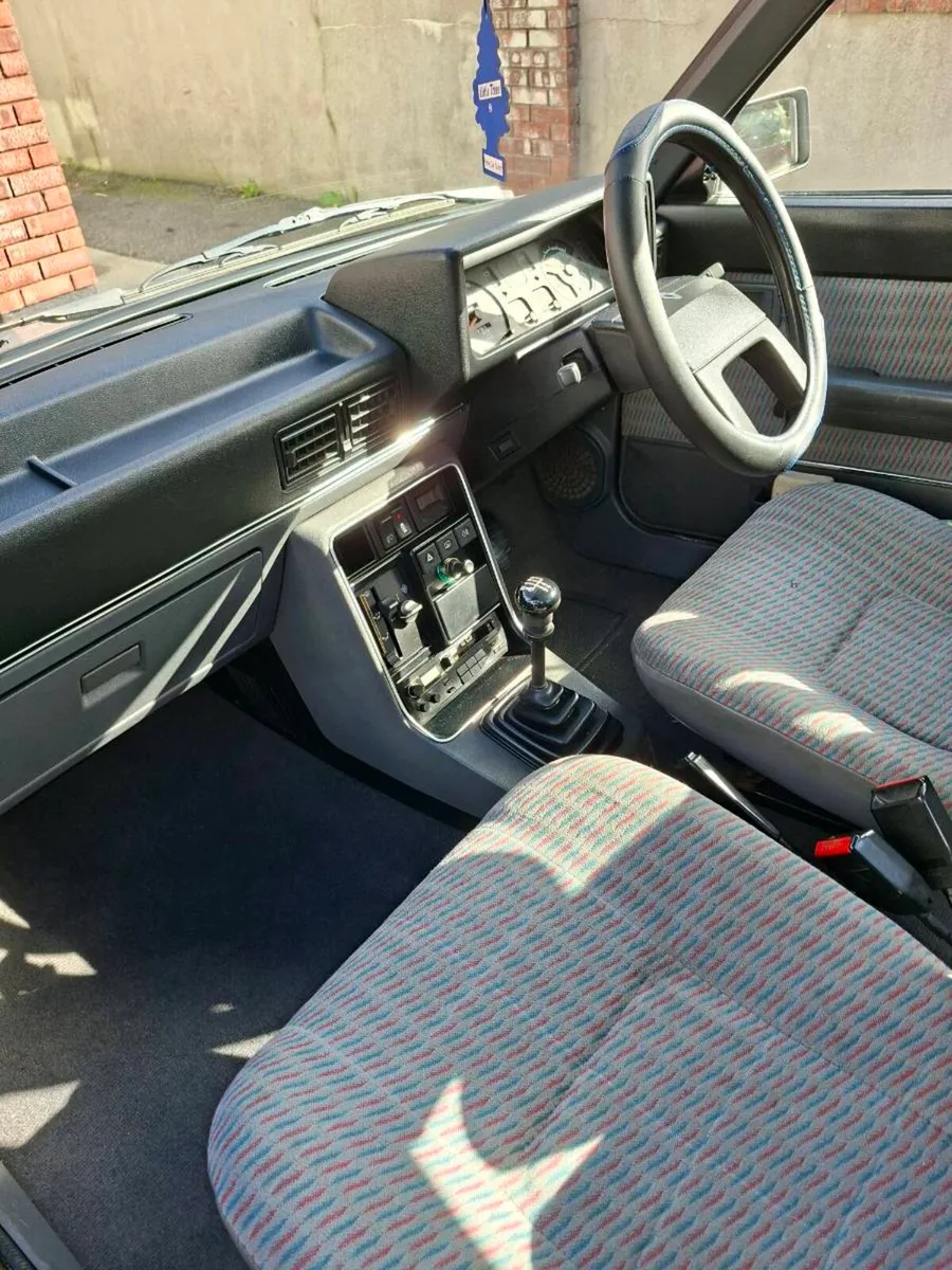 Renault 9 GTL - Image 4