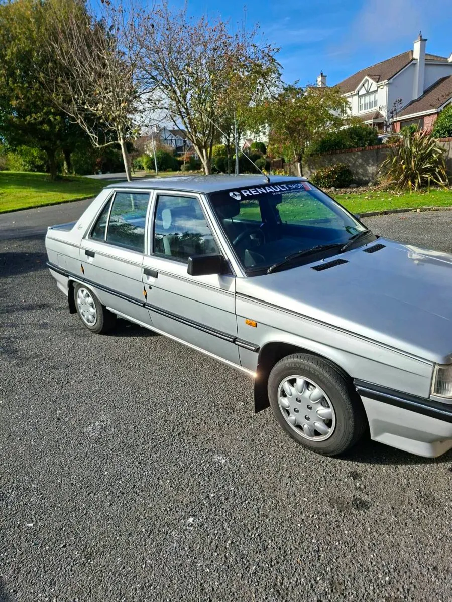Renault 9 GTL - Image 3