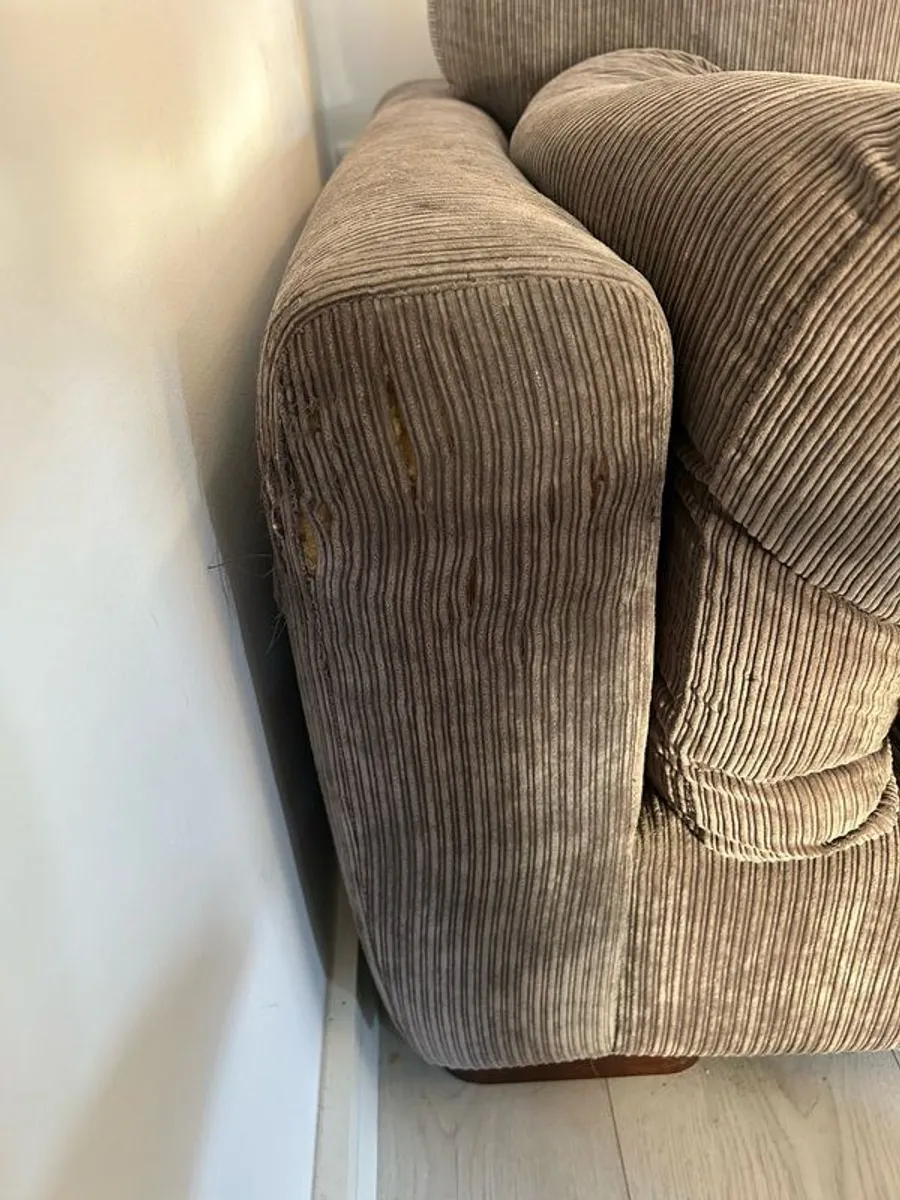 FREE-3/4 seater sofa - Image 3