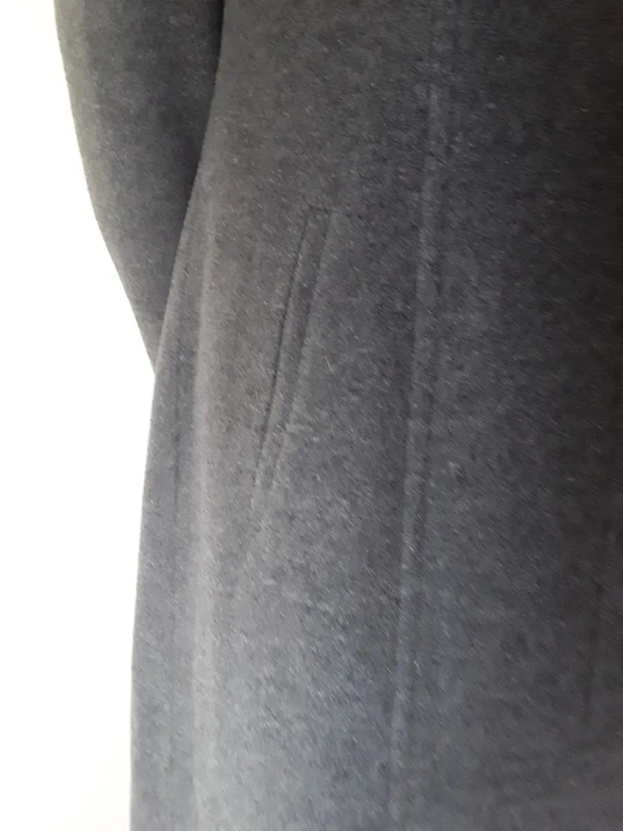 As new ladies winter coat - Image 2