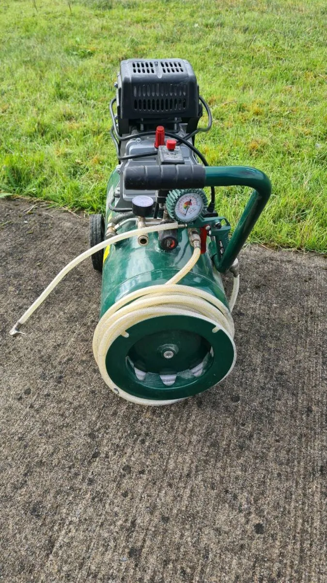 Air Compressor - Image 2