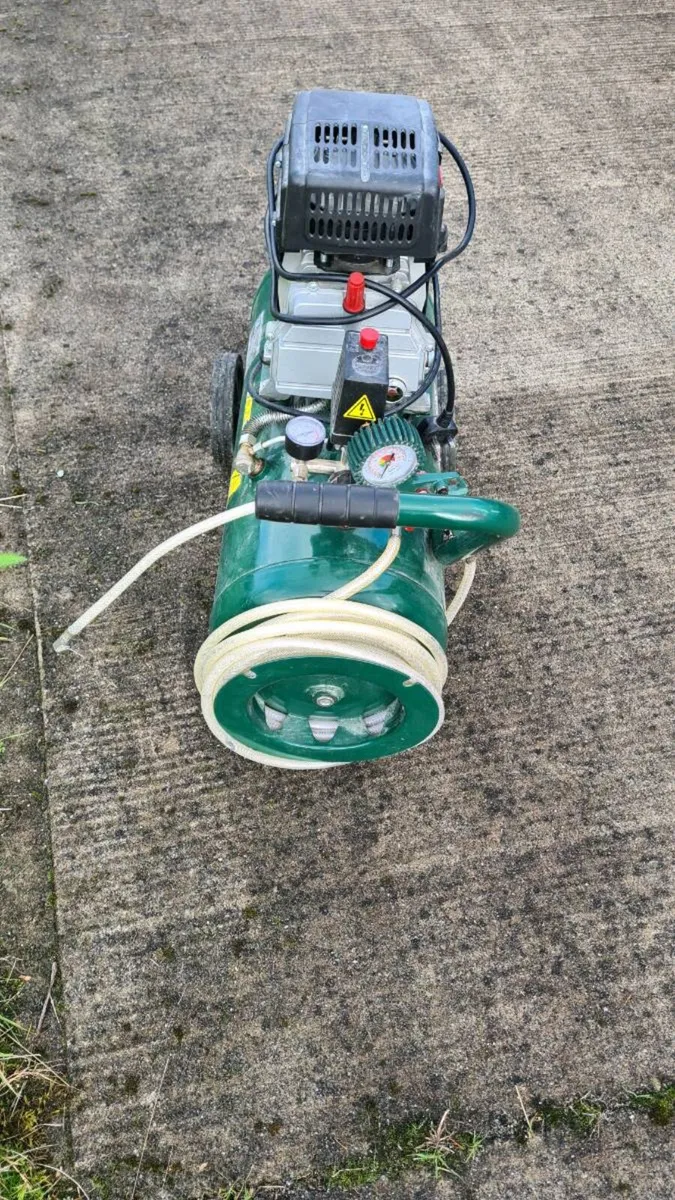 Air Compressor - Image 3