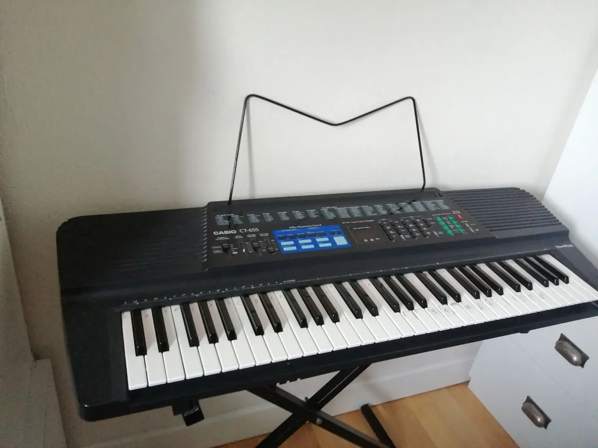 CASIO keyboard - Image 1