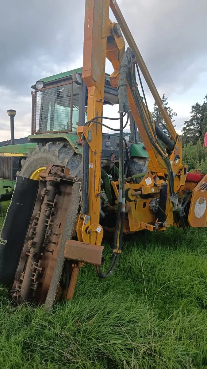 Mcconnel pa93 hedgecutter - Image 1