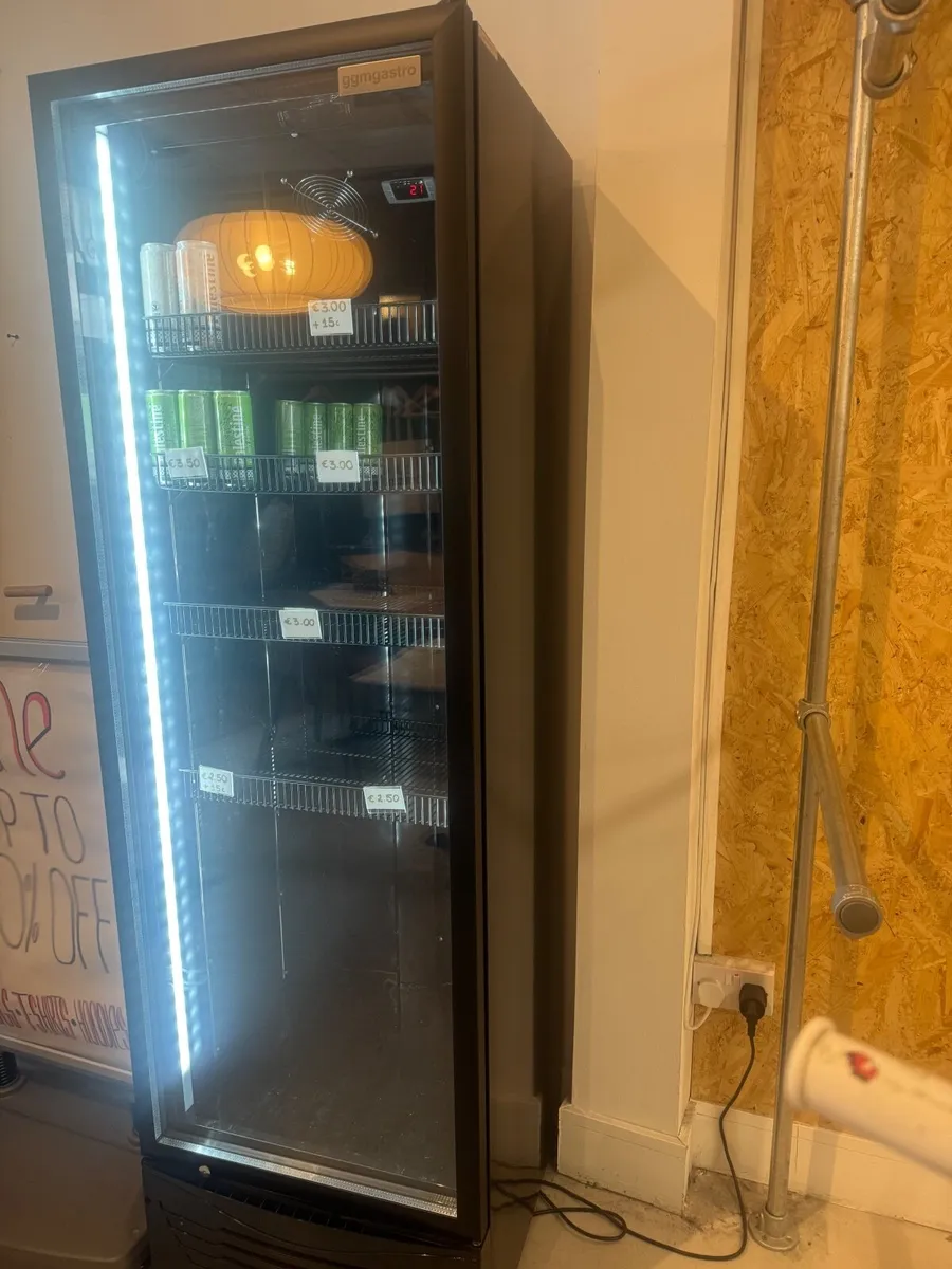 display fridge - Image 2