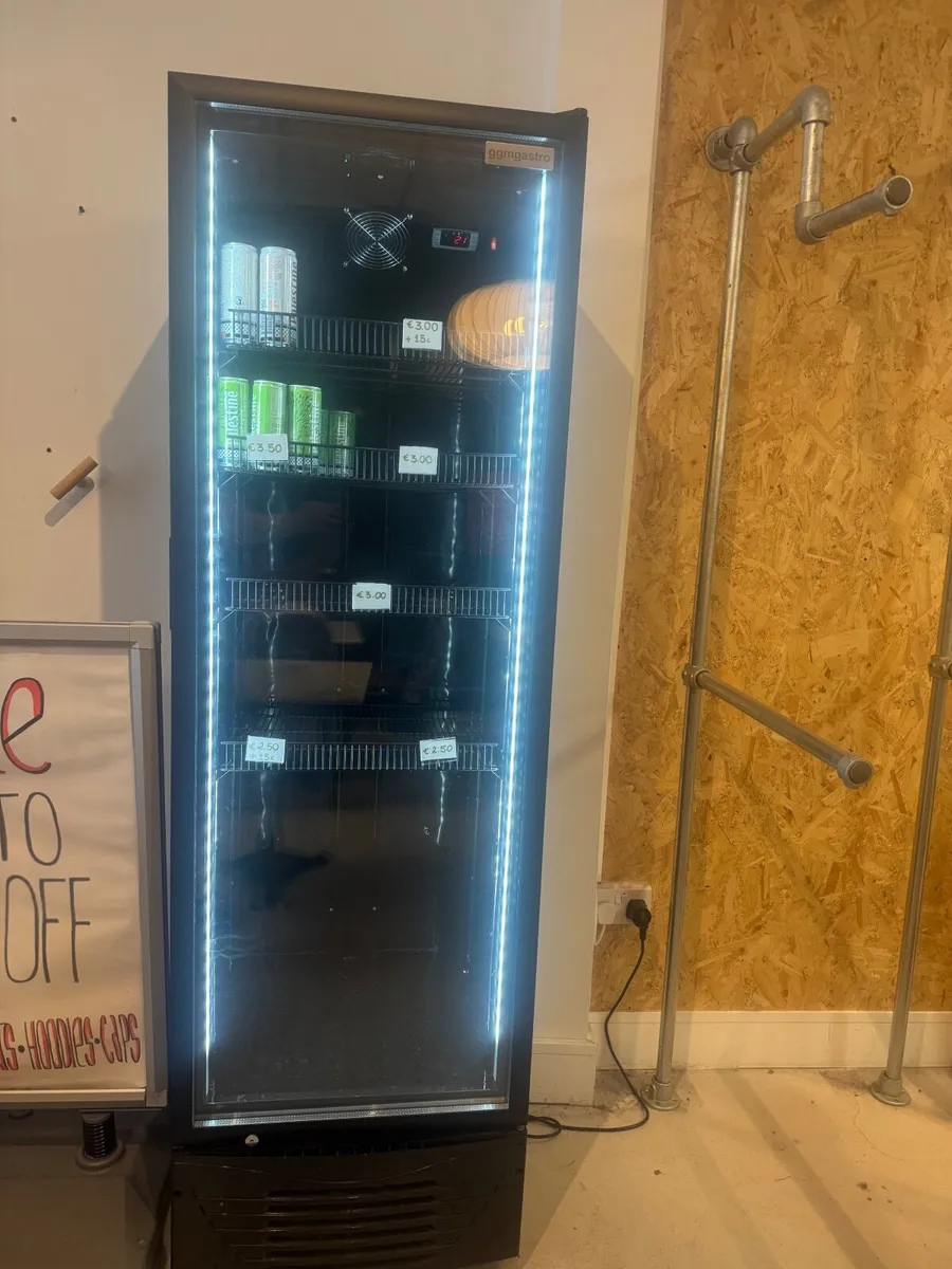 display fridge - Image 1