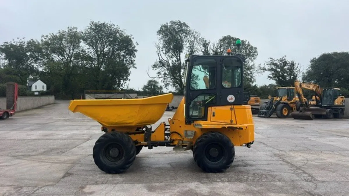 2018 Thwaites 6 Ton Swivel Cabbed Dumper - Image 1
