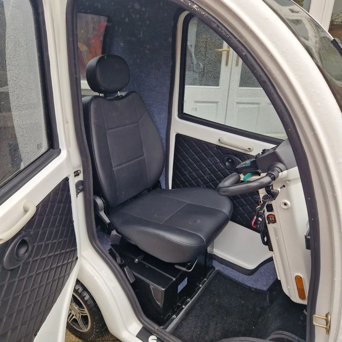 Cabin Car MK 2 Plus Scooter - Image 3