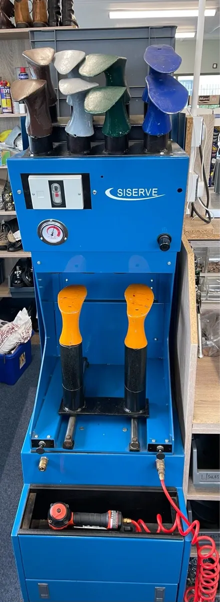 Cobbler Shoe Repair & Sew Machinery - Excellent - Image 4