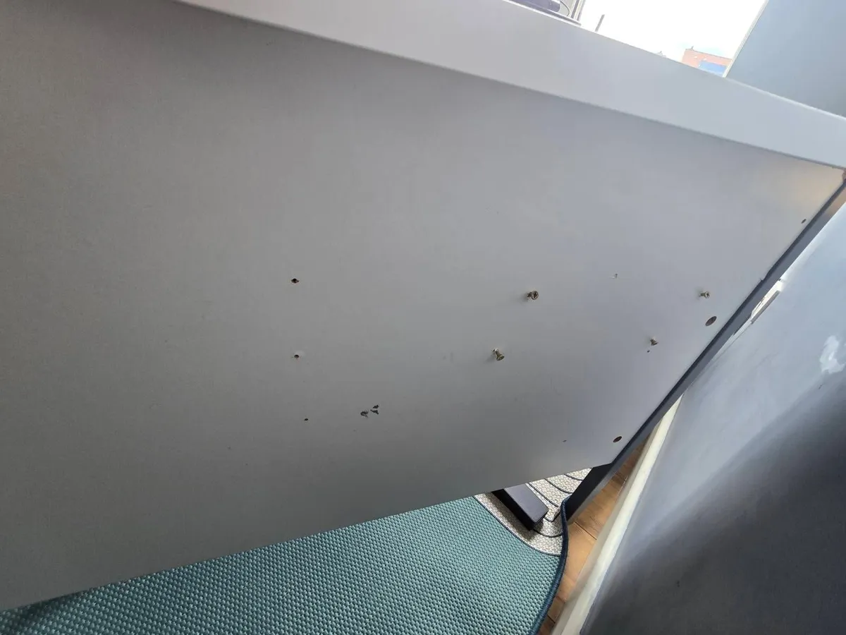 Office Desk - Image 1