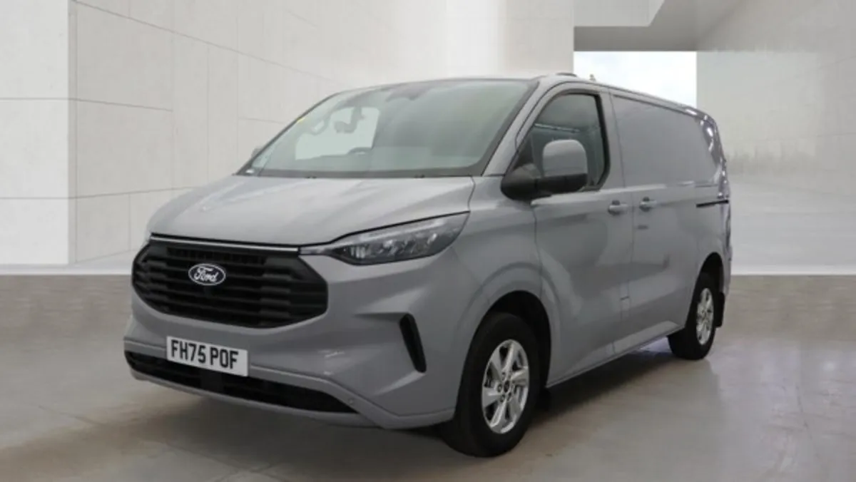 2026 FORD TRANSIT CUSTOM LIMITED - AUTOMATIC - Image 2