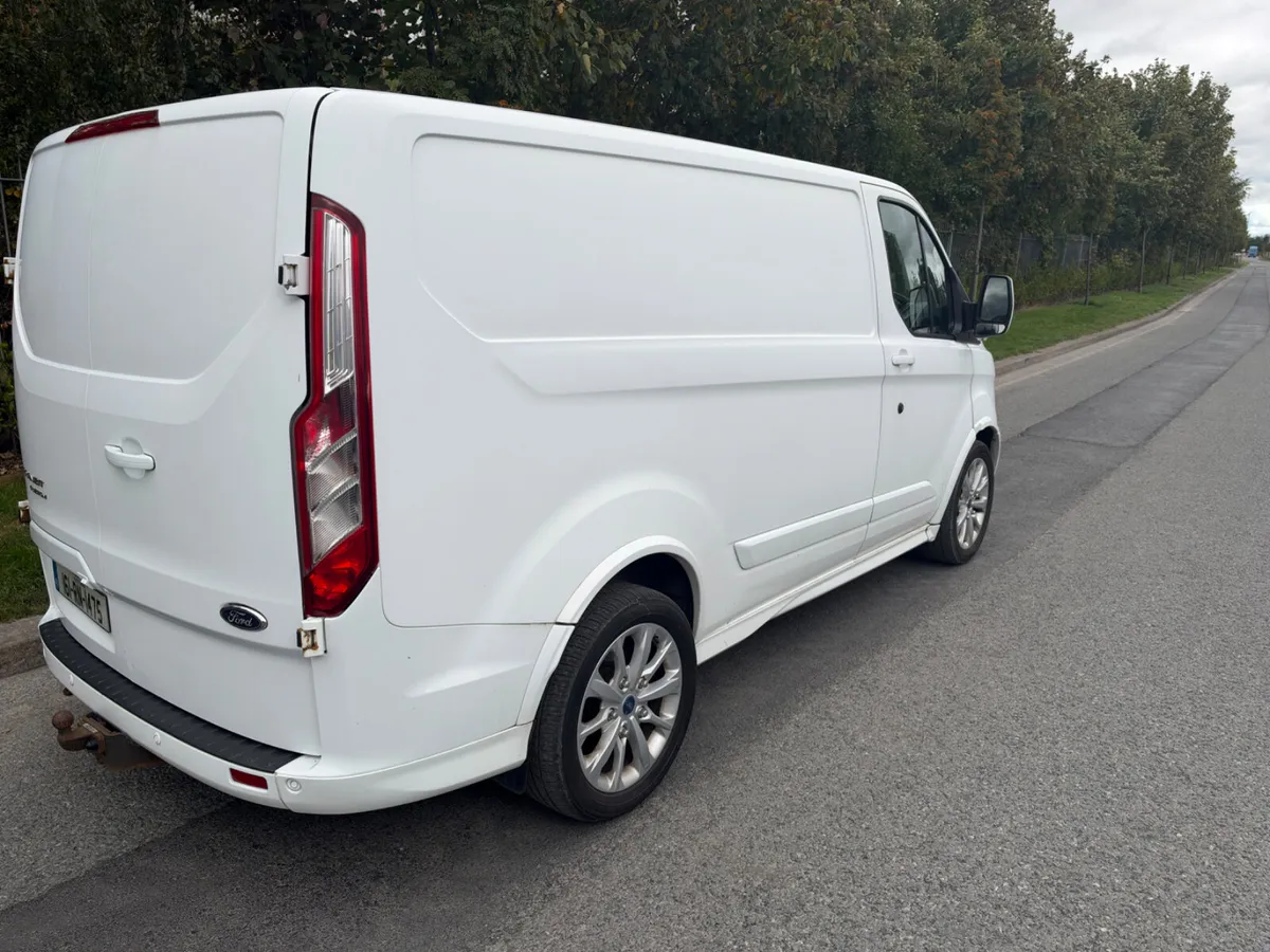 Ford Transit custom sport model in white - Image 4