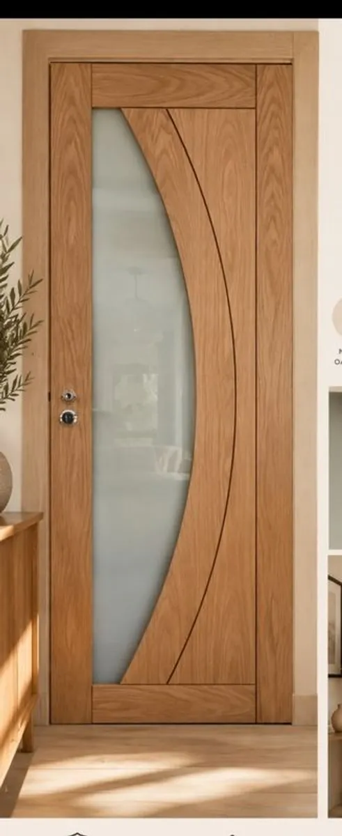 2 x Oak Internal Doors - Image 1