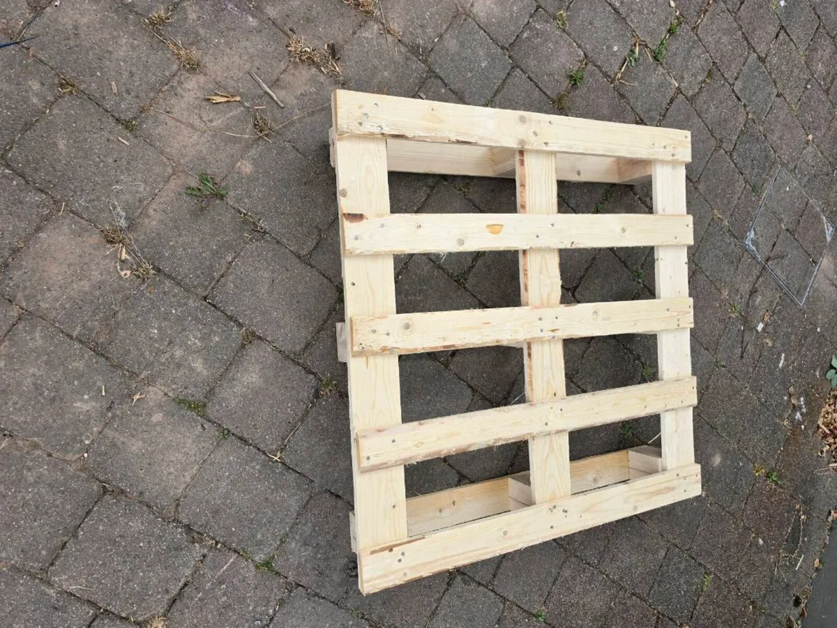 Timber pallets - Image 2