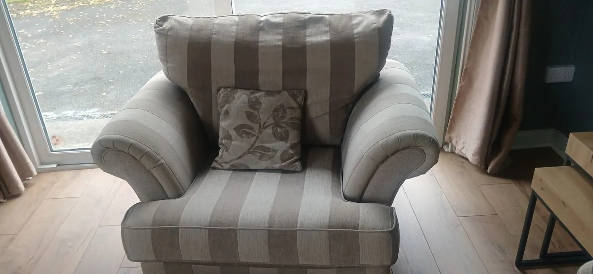 3 piece suite - Image 3
