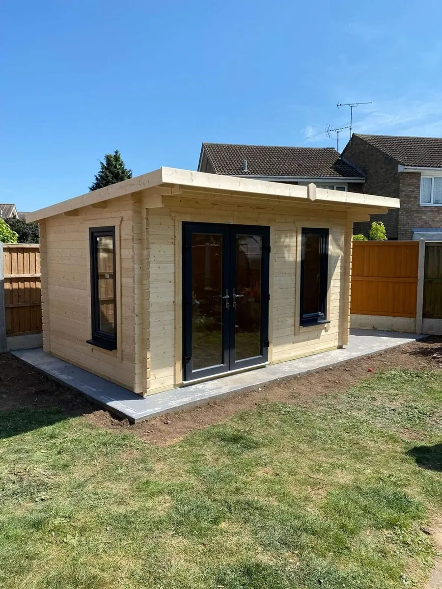 🏡 12x8 COOLA 44MM PENT ROOF LOG CABIN - Image 1