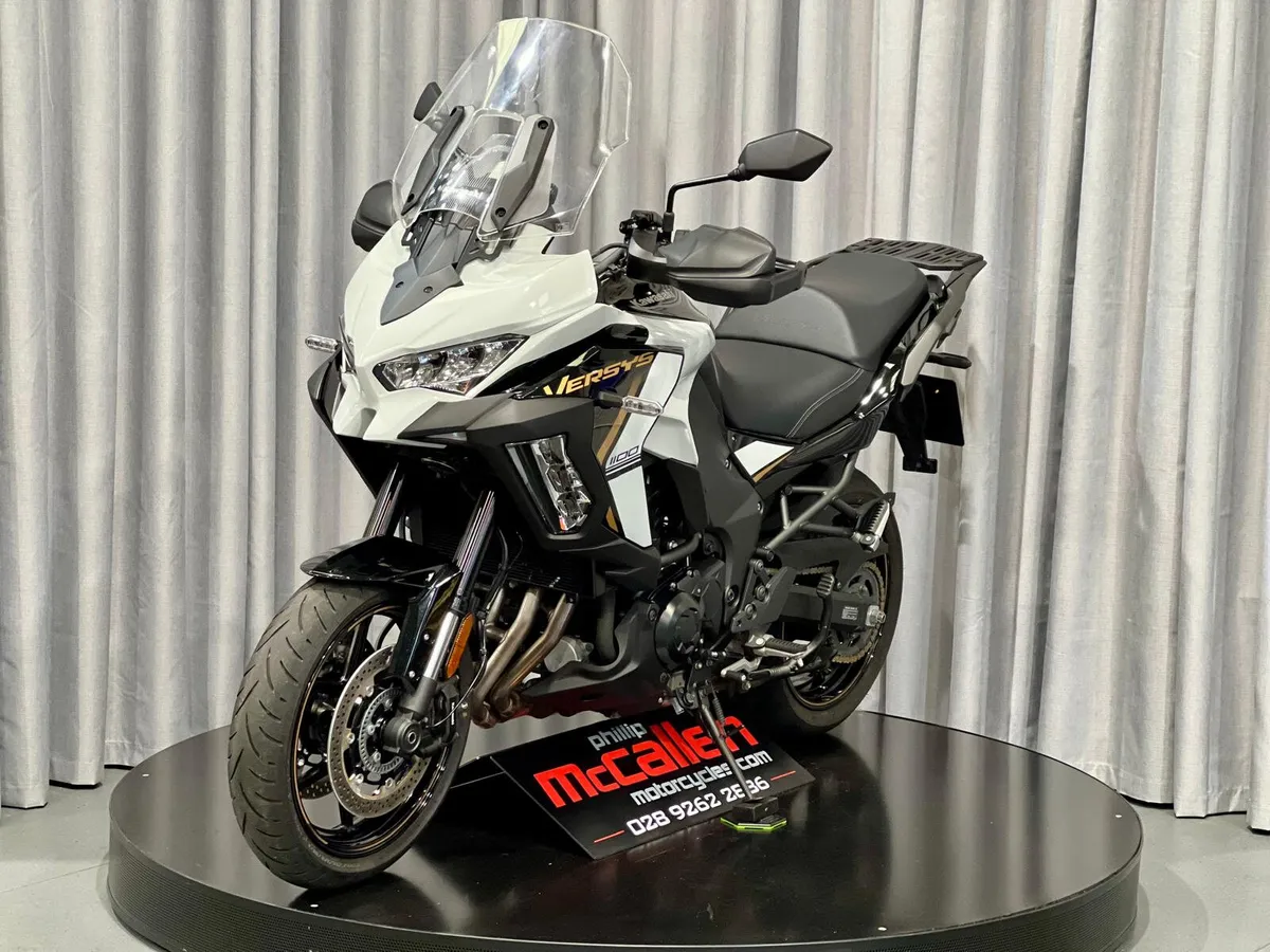2025 Kawasaki Versys 1100 S - Image 3