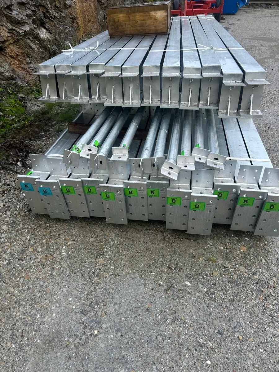 Galvanised Steel Shed - Image 2
