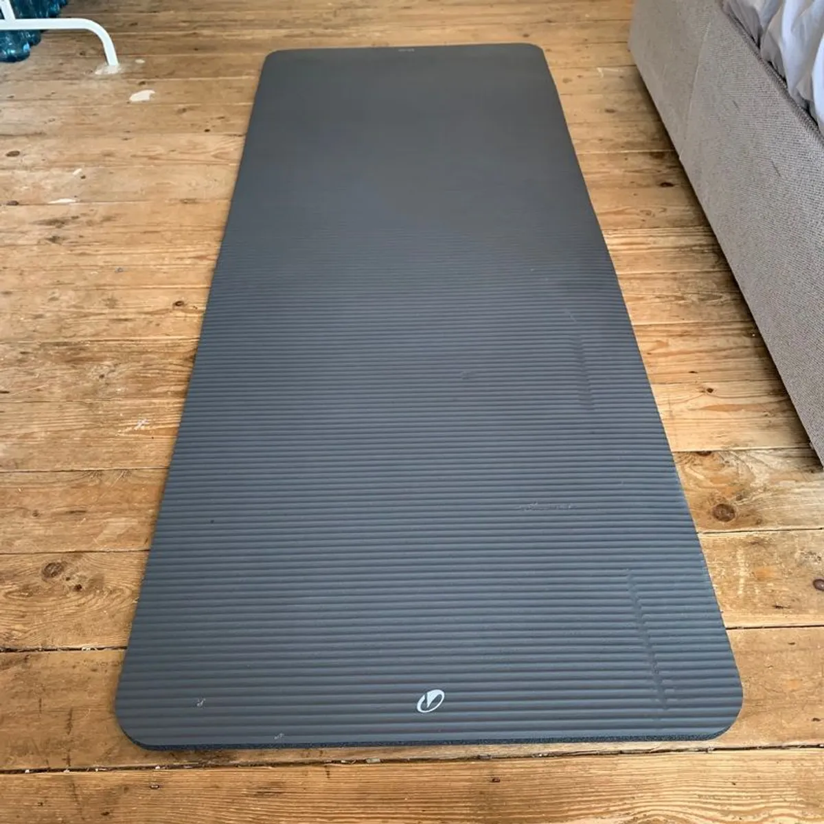 2 Pilates Mats  & Locking doorway Pull-Up Bar Bundle - Image 2