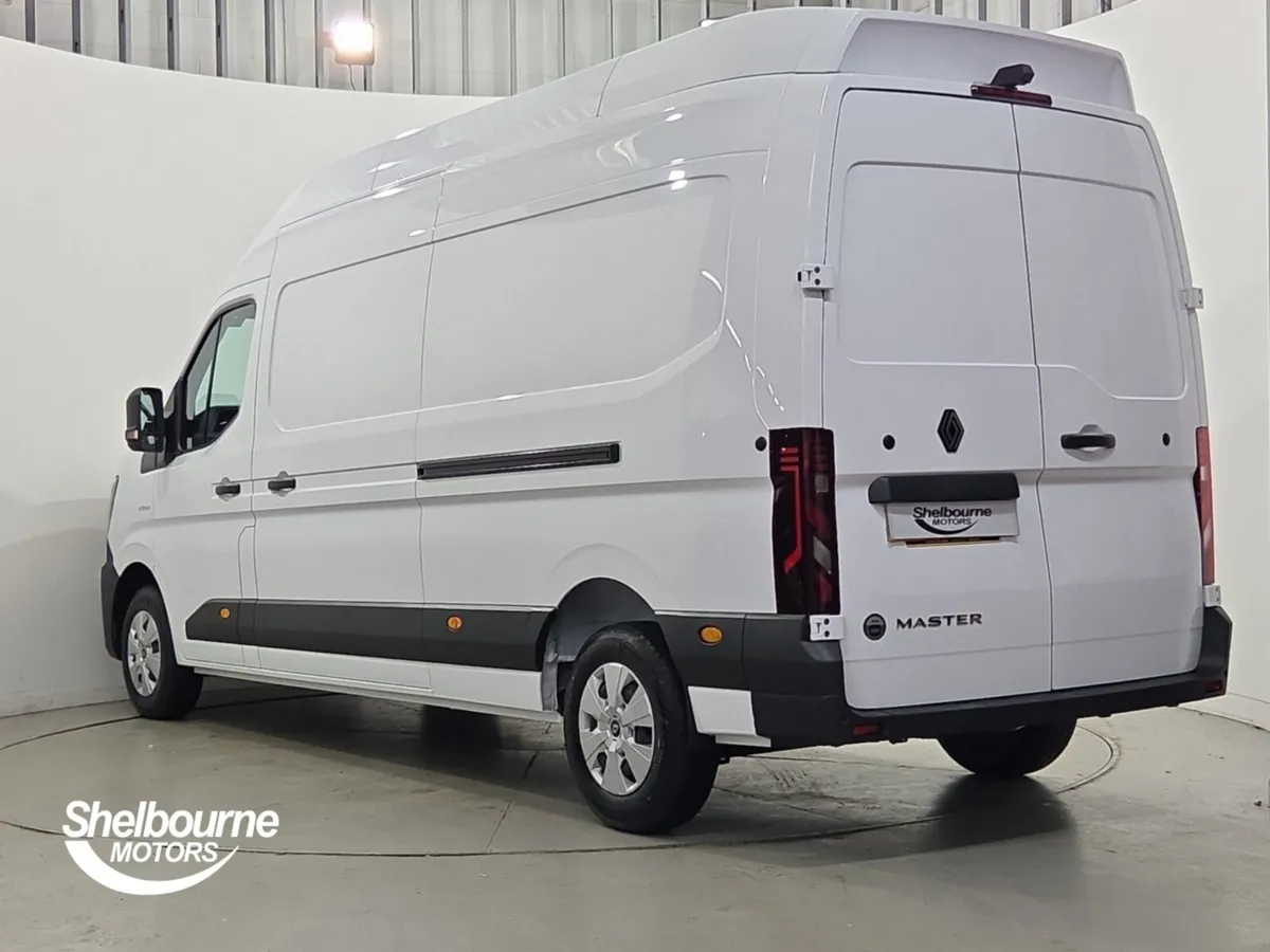 Renault Master LH35 Blue dCi 150 Advance High Roof - Image 2