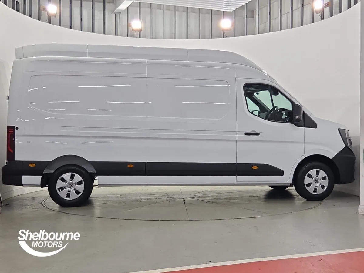Renault Master LH35 Blue dCi 150 Advance High Roof - Image 3